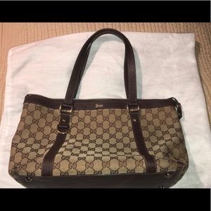 Used Gucci Logo shoulder bag